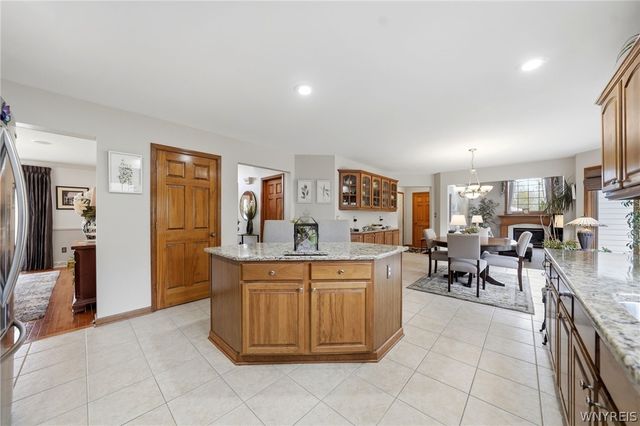 31 Apple Blossom Boulevard, Lancaster, NY 14086