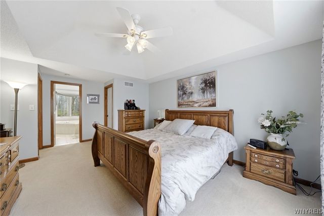 31 Apple Blossom Boulevard, Lancaster, NY 14086