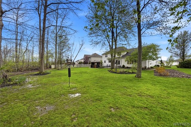 31 Apple Blossom Boulevard, Lancaster, NY 14086