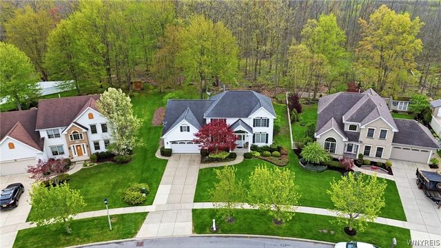 31 Apple Blossom Boulevard, Lancaster, NY 14086