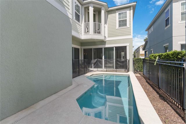 1472 FAIRVIEW CIR, Kissimmee, FL 34747