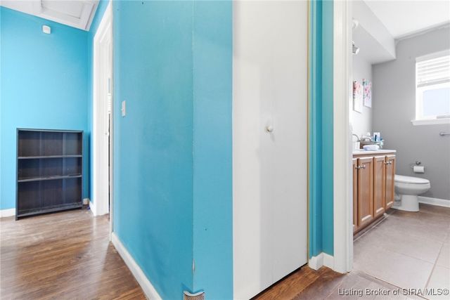 1106 Sportsman Drive, Jeffersonville, IN 47130