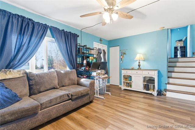 1106 Sportsman Drive, Jeffersonville, IN 47130