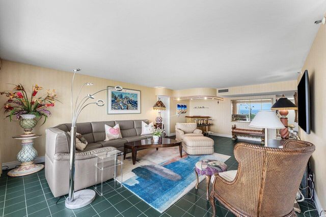 4301 N Ocean Boulevard 504, Boca Raton, FL 33431