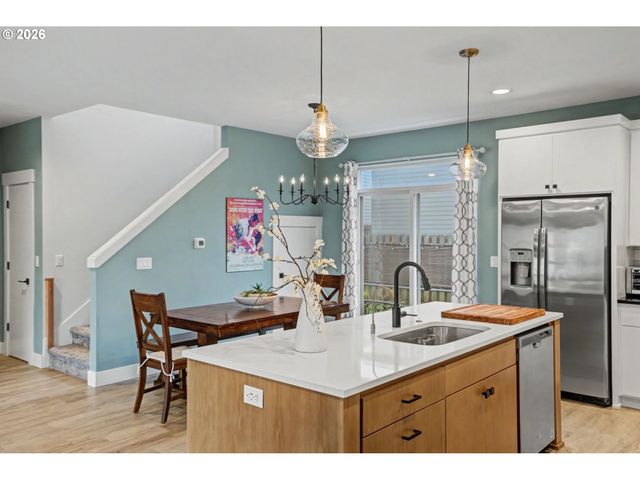 5520 CROSSLER MEADOW Loop Se, Salem, OR 97306