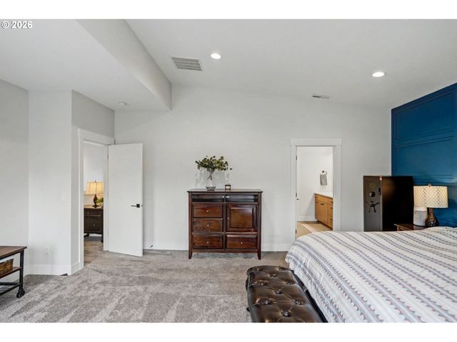 5520 CROSSLER MEADOW Loop Se, Salem, OR 97306