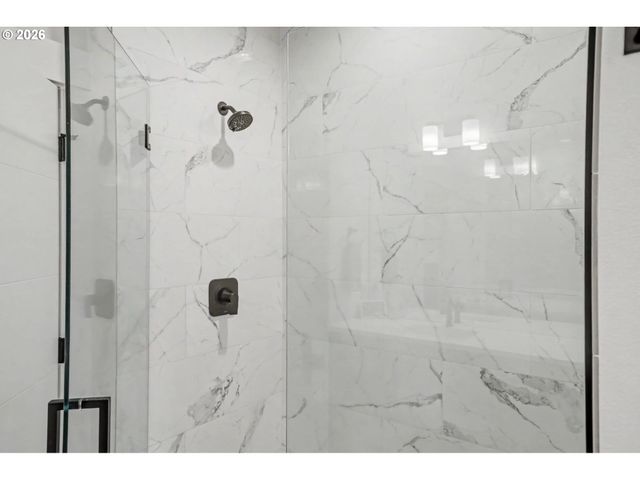 5520 CROSSLER MEADOW Loop Se, Salem, OR 97306