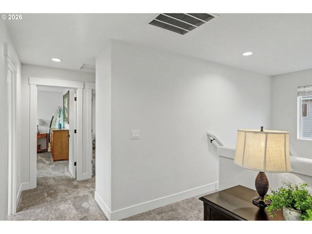 5520 CROSSLER MEADOW Loop Se, Salem, OR 97306