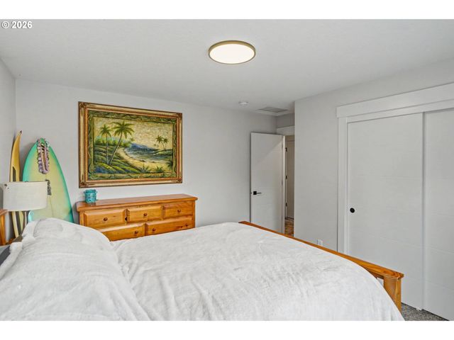 5520 CROSSLER MEADOW Loop Se, Salem, OR 97306