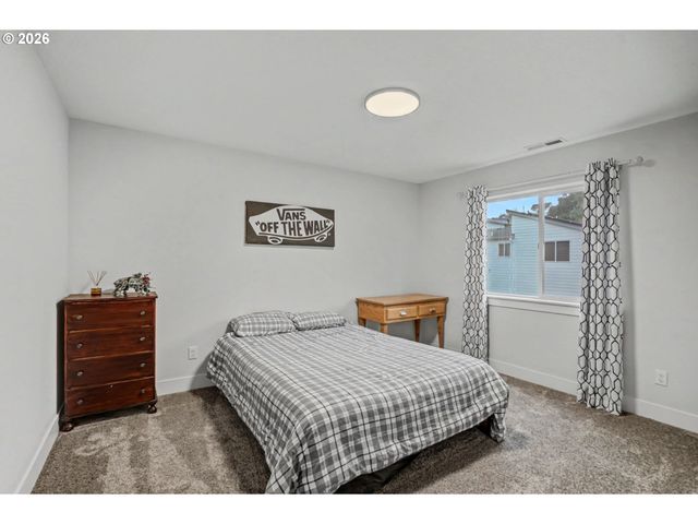 5520 CROSSLER MEADOW Loop Se, Salem, OR 97306