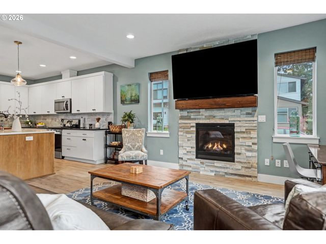 5520 CROSSLER MEADOW Loop Se, Salem, OR 97306