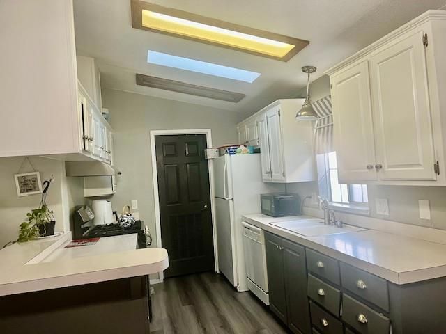 3015 E Bayshore Road, Redwood City, CA 94063