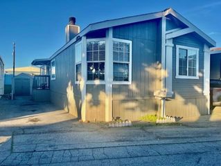 3015 E Bayshore Road, Redwood City, CA 94063