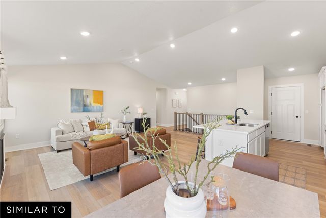 1460 Locust Street, Waukee, IA 50263