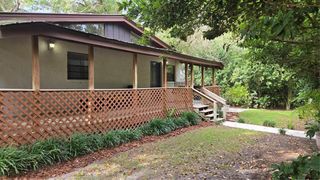 816 W 127TH AVENUE, Tampa, FL 33612