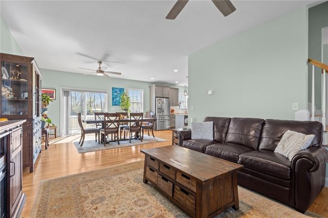 54 Carpenter Street, Warwick, RI 02886