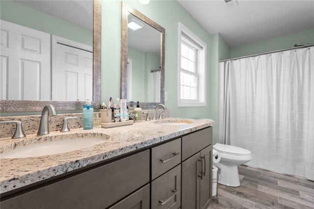 54 Carpenter Street, Warwick, RI 02886