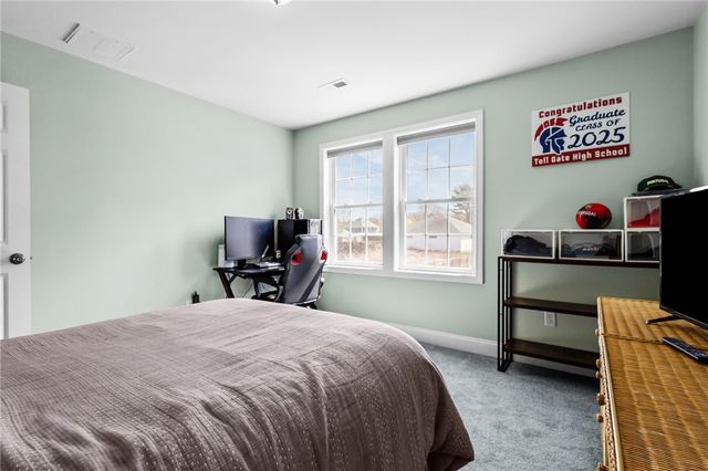 54 Carpenter Street, Warwick, RI 02886