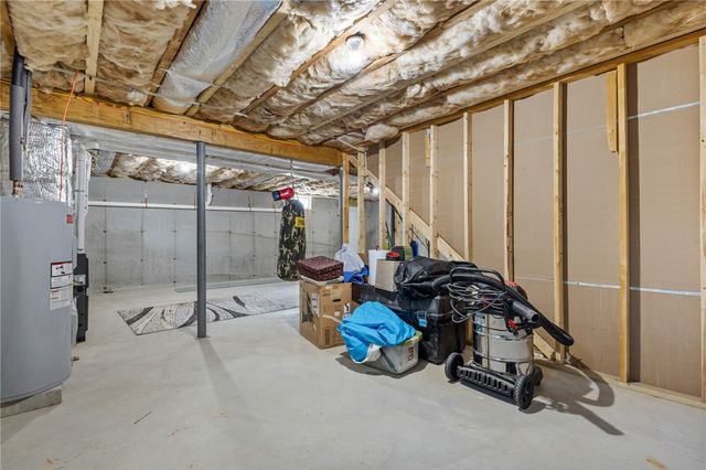 54 Carpenter Street, Warwick, RI 02886