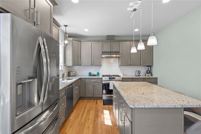 54 Carpenter Street, Warwick, RI 02886