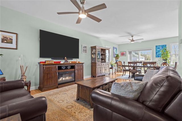 54 Carpenter Street, Warwick, RI 02886