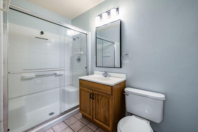 6624 Tierra Drive NW, Albuquerque, NM 87107