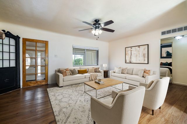 6624 Tierra Drive NW, Albuquerque, NM 87107