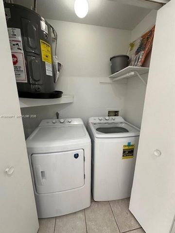 4032 NW 87th Ave 0, Sunrise, FL 33351