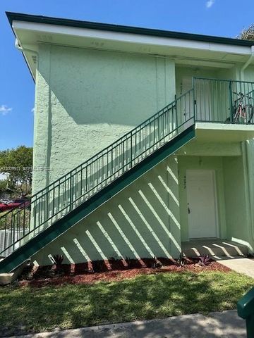 4032 NW 87th Ave 0, Sunrise, FL 33351