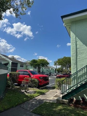 4032 NW 87th Ave 0, Sunrise, FL 33351