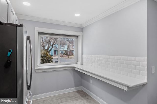 17 WINCHESTER DR, East Windsor, NJ 08520