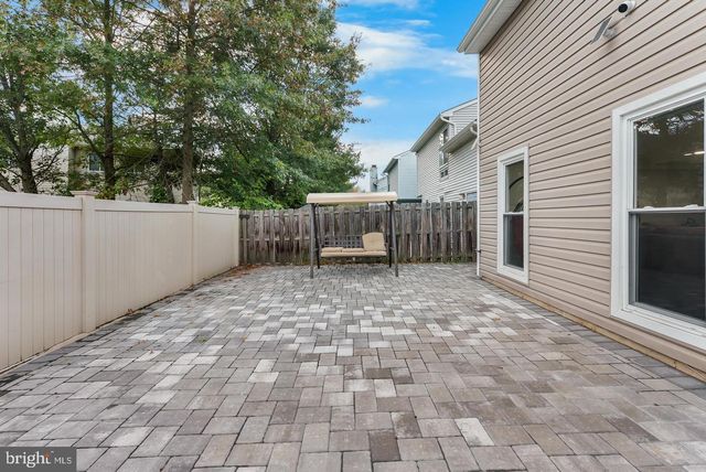 17 WINCHESTER DR, East Windsor, NJ 08520