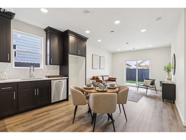 1855 Nw 18TH St, Battle Ground, WA 98604