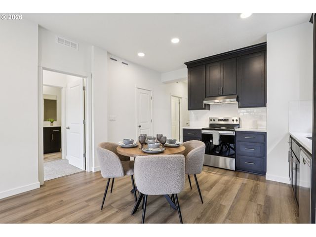 1855 Nw 18TH St, Battle Ground, WA 98604