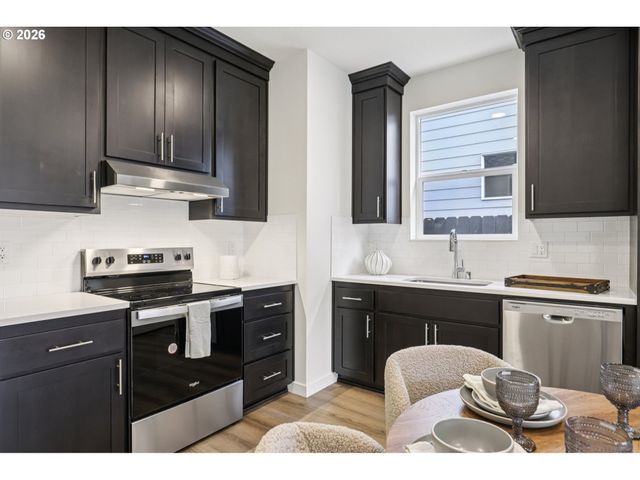 1855 Nw 18TH St, Battle Ground, WA 98604