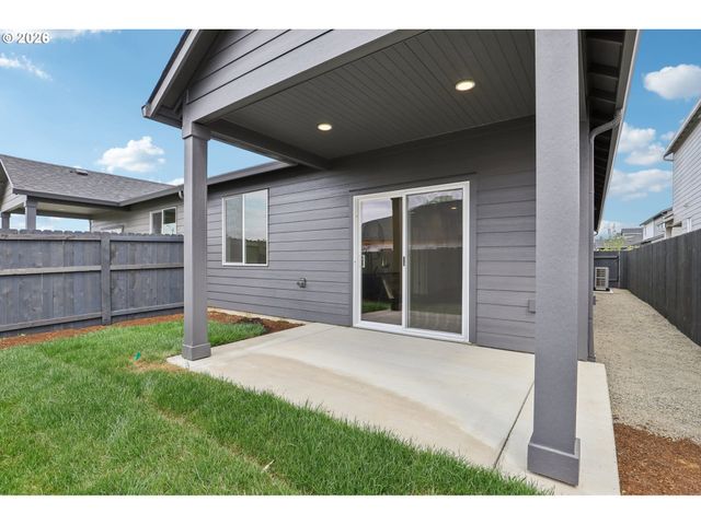 1855 Nw 18TH St, Battle Ground, WA 98604