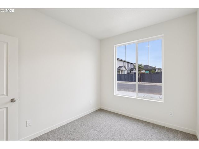 1855 Nw 18TH St, Battle Ground, WA 98604