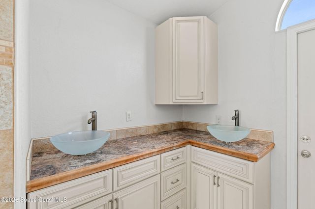 731 Delano Avenue NW, Palm Bay, FL 32907