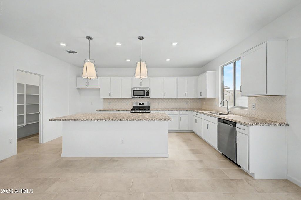 22321 W IRMA Lane, Surprise, AZ 85387 — photo 4