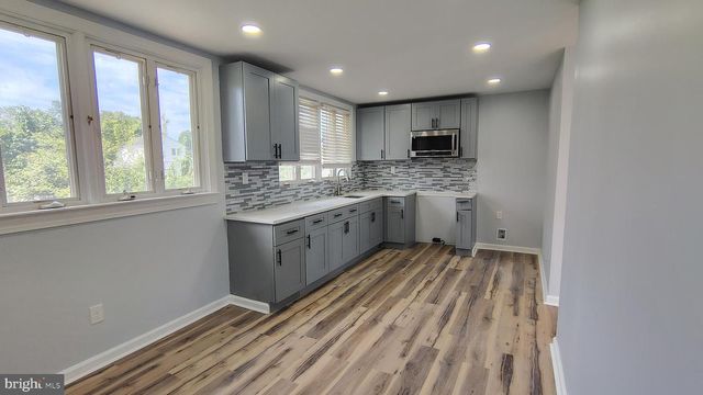 1000 MAIN AVE, Croydon, PA 19021