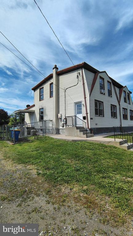 1000 MAIN AVE, Croydon, PA 19021