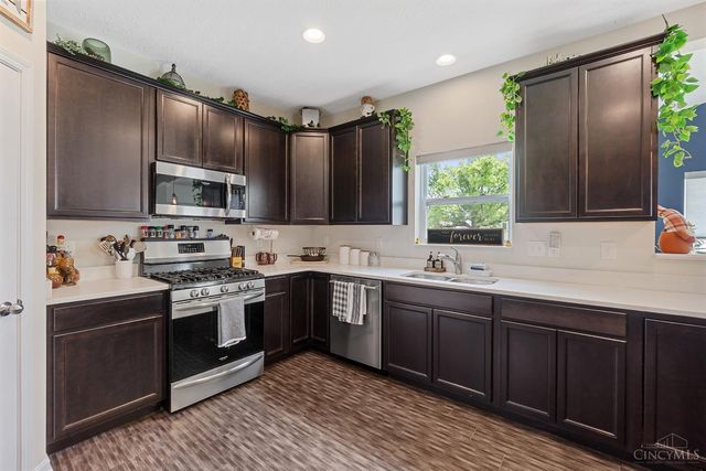 5764 Rhode Island Avenue, Cincinnati, OH 45237