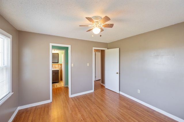 1705 100 HWY W, Decaturville, TN 38329