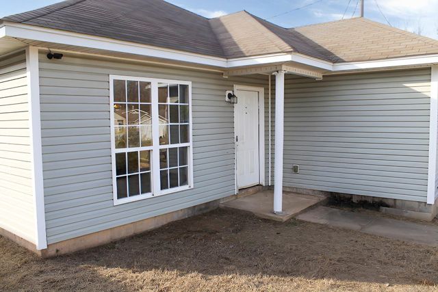 17 Villas Drive, Sherwood, AR 72120