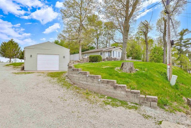 836 Chapman Lake Drive, Warsaw, IN 46582