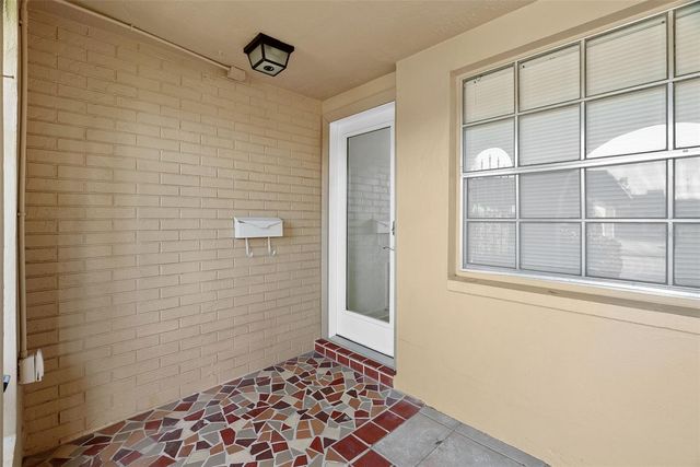 4129 STRATFORD DRIVE 4129, New Port Richey, FL 34652