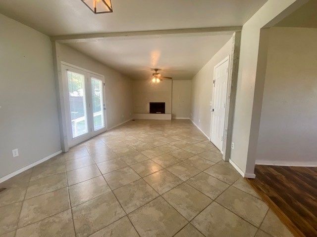1711 W Deane Street, Fayetteville, AR 72703