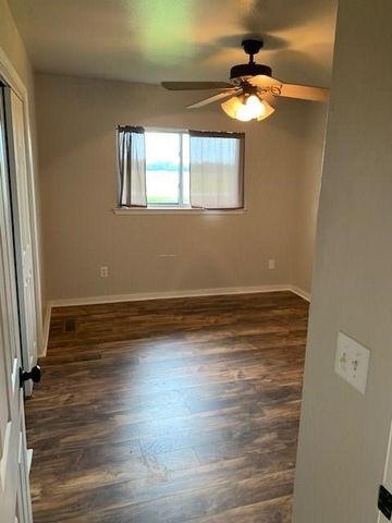 1711 W Deane Street, Fayetteville, AR 72703