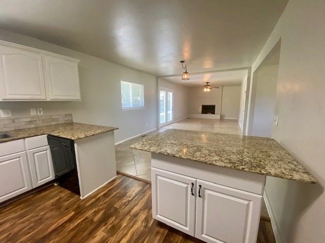 1711 W Deane Street, Fayetteville, AR 72703
