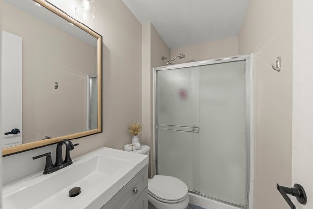 783 Four Seasons Boulevard, Aurora, IL 60504
